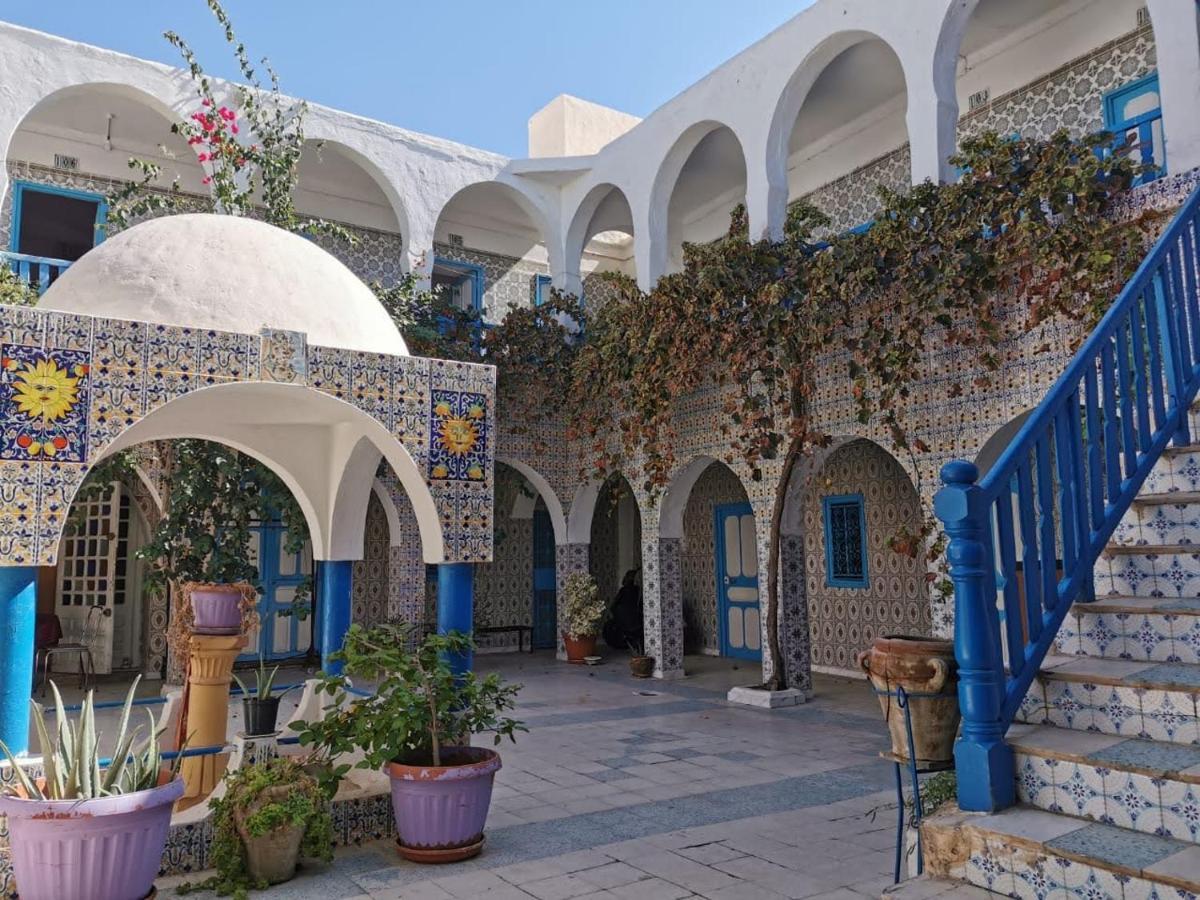 Hôtel Sindbad Houmt Souk  Buitenkant foto